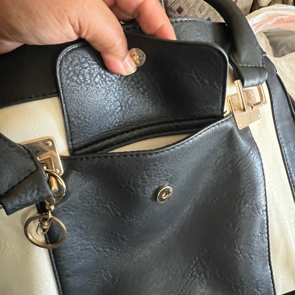 Bag ! - Picture 5 of 9